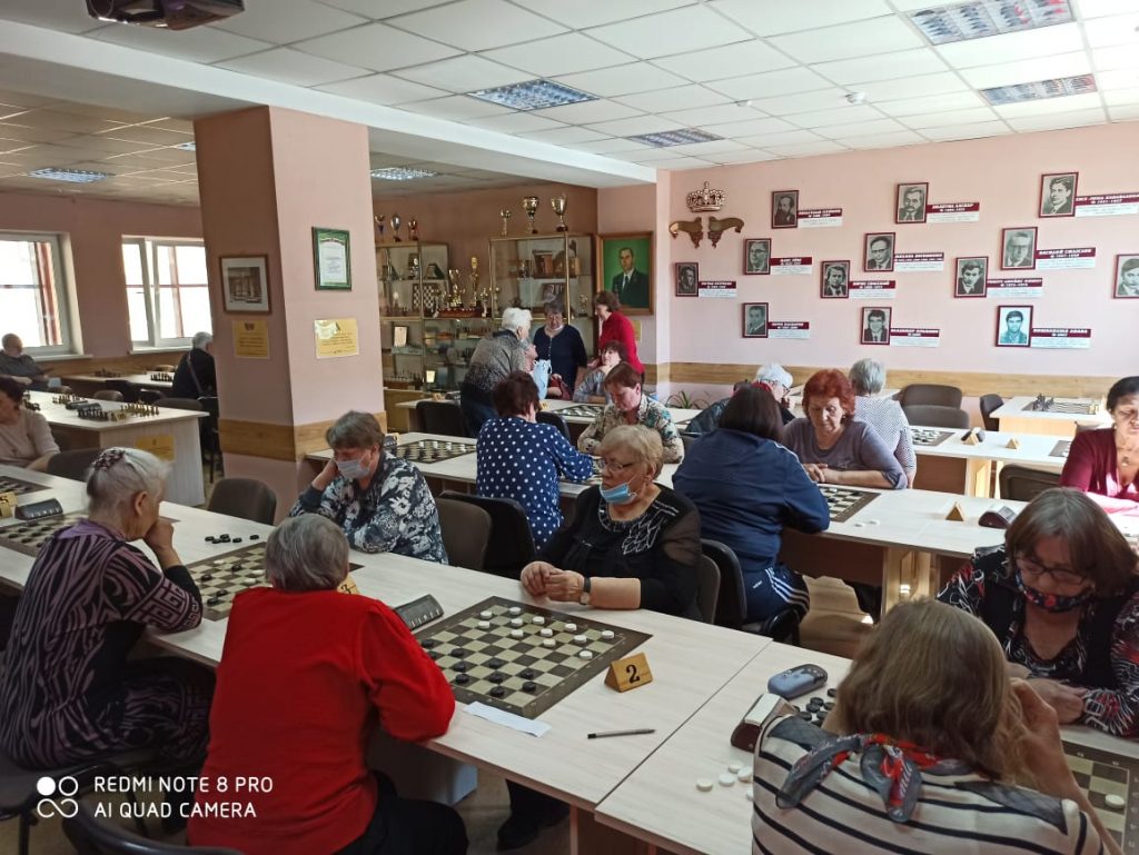 10 апреля 2021 года в Городском шахматном клубе им. М.И. Найдова прошли соревнования по шашкам среди ветеранов 