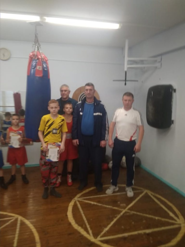 17 сентября 2021 года в клубе по месту жительства "Сибирь" прошла совместная тренировка по боксу "Открытый ринг", приуроченная ко Дню солидарности в борьбе с терроризмом
