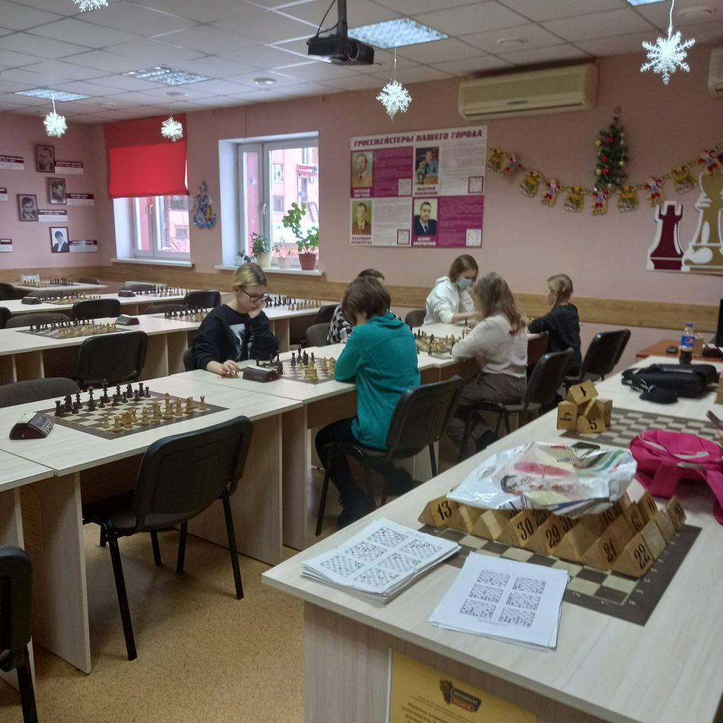 21 ноября 2021 года в Городском шахматном клубе им. М.И. Найдова прошел Чемпионат города Кемерово по быстрым шахматам среди женщин