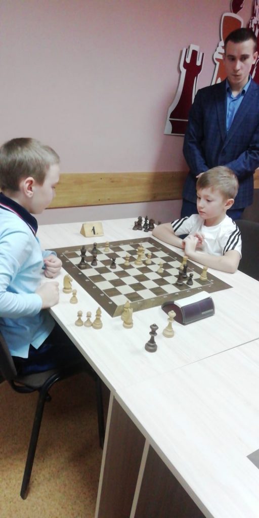 22 – 23 января 2022 года в Городском шахматном клубе имени М.И. Найдова прошло Первенство г. Кемерово среди детей в возрасте до 9 лет по быстрым шахматам
