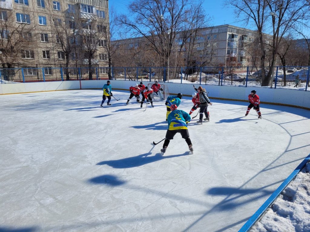 12 марта 2022 года на хоккейной коробке клуба по месту жительства «Факел» состоялась товарищеская игра по хоккею, посвященная закрытию зимнего сезона 21/22 г.г., между командами КМЖ «Факел» - «Арчекас» (Мариинск)