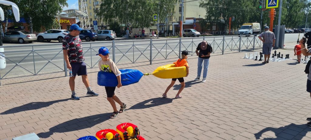 06 августа 2022 года в городе Кемерово прошли праздничные мероприятия, посвящённые Дню Строителя