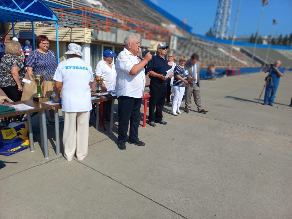 11 августа 2022 года на стадионе «Химик» прошел легкоатлетический праздник «Стартуем для здоровья», посвященный Всероссийскому Дню физкультурника