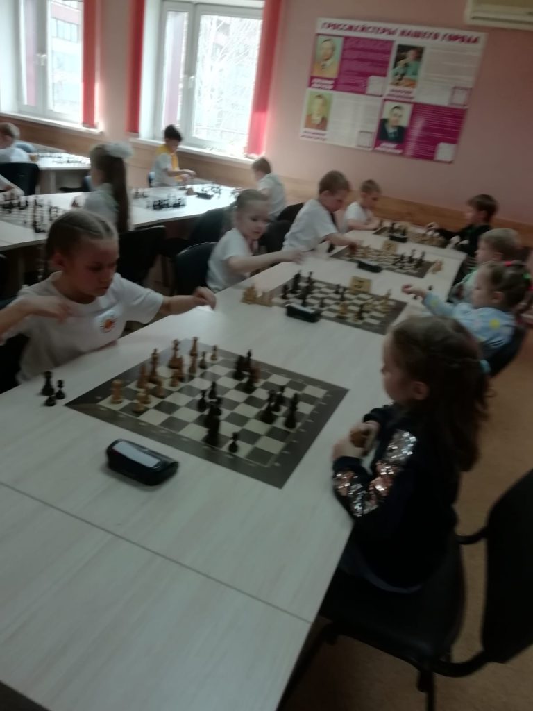 С 10 по 17 апреля 2023 года в Городском шахматном клубе им. М.И. Найдова прошел I этап (групповой) соревнований по шахматам среди детей старшего дошкольного возраста (5 – 7 лет) «Маленький шахматист»