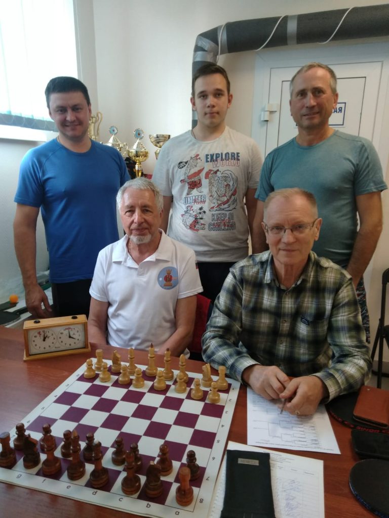 17 сентября 2023 года в клубе по месту жительства «Лесная Поляна» прошли воскресные соревнования по шахматам, посвященные Дню Лесной Поляны.