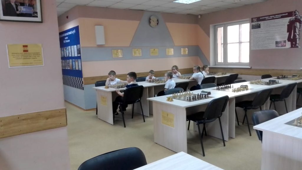 С 7 по 14 апреля 2025 года в Городском шахматном клубе им. М.И. Найдова проходит I этап (групповой) соревнований по шахматам среди детей старшего дошкольного возраста (5 – 7 лет) под названием «Маленький шахматист»