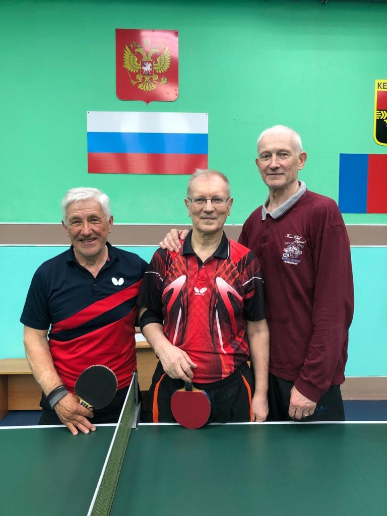 🏓 11 апреля 2025 года в клубе по месту жительства «Союз» прошли захватывающие соревнования по настольному теннису среди ветеранов социальной группы КМЖ «Союз» в возрасте до 70 лет
