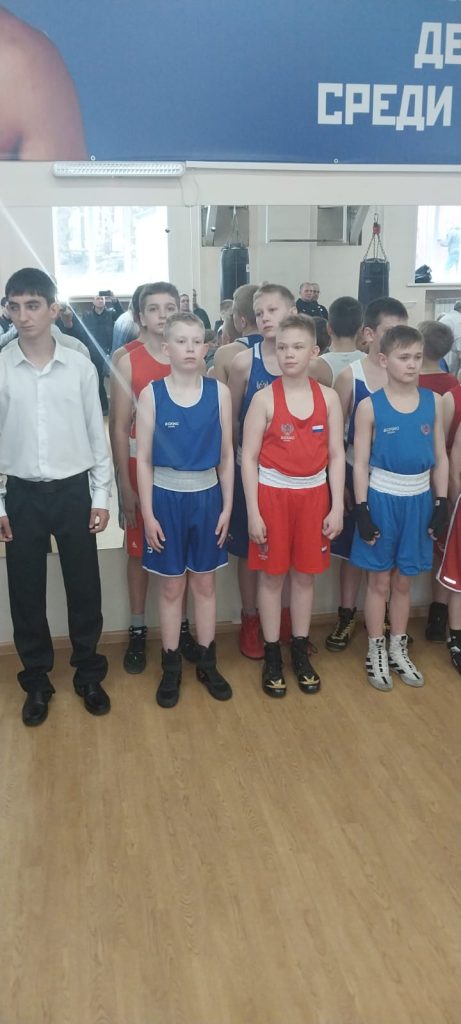 🥊 6 - 7 мая 2025 года в зале бокса МАУ ДО «СШОР по футболу» г. Кемерово прошли соревнования по боксу среди обучающихся ГБУ ДО СШОР Кузбасса по боксу имени заслуженного тренера СССР В.П. Курегешева», посвященные 80-летию Победы в Великой Отечественной войне