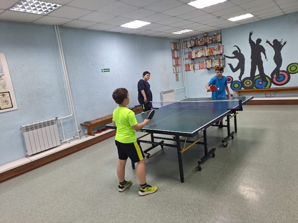 3 июля 2025 года в клубе по месту жительства «Слава» прошел захватывающий внутриклубный турнир по настольному теннису