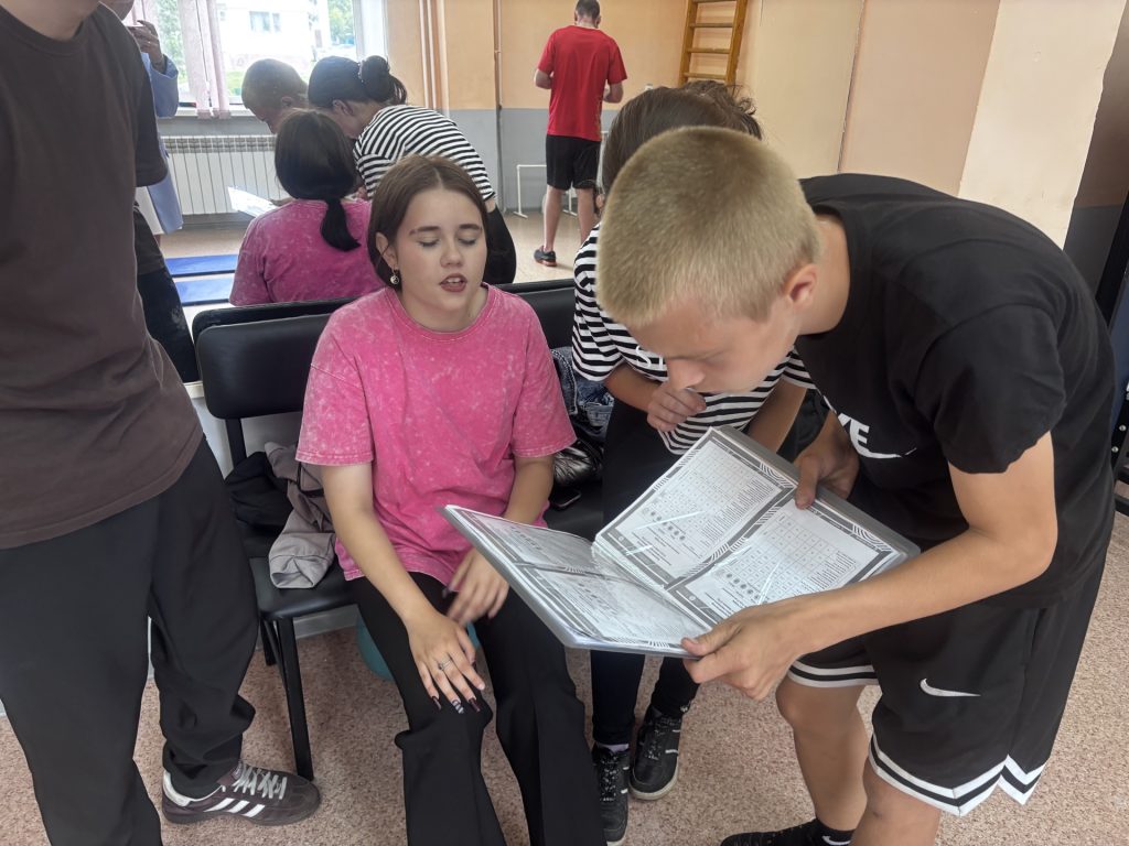 10 июля 2025 года в рамках проекта «Равнение на ГТО» на базе клуба по месту жительства «Восход» в Центре тестирования ГТО МАУ «КМЖ» состоялся прием нормативов Всероссийского физкультурно-спортивного комплекса «Готов к Труду и Обороне» (ГТО) среди несовершеннолетних Заводского района города Кемерово, состоящих на различного вида профилактических учетах