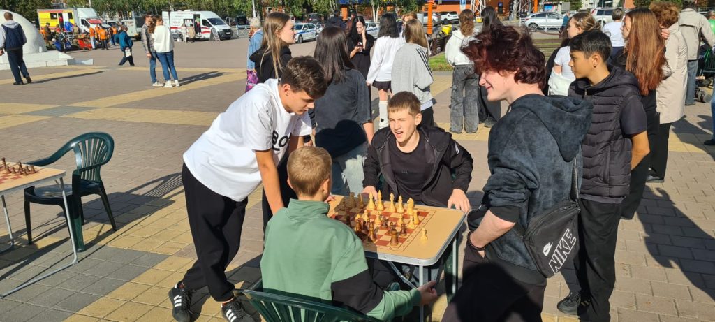 🎉 11 сентября 2025 года в Кемерово прошел 6-й ежегодный городской фестиваль «Радость жить трезво»