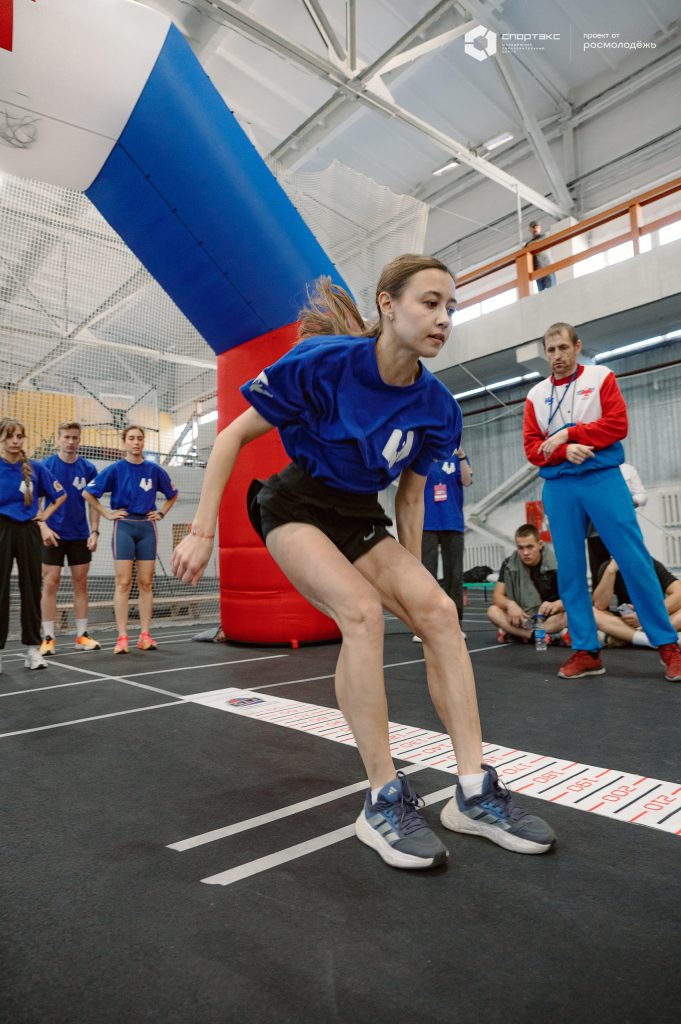 Дорожка многоборья ГТО в Зональном этапе Всероссийского проекта «УниверЛига ГТО» в Сибирском федеральном округе в Барнауле