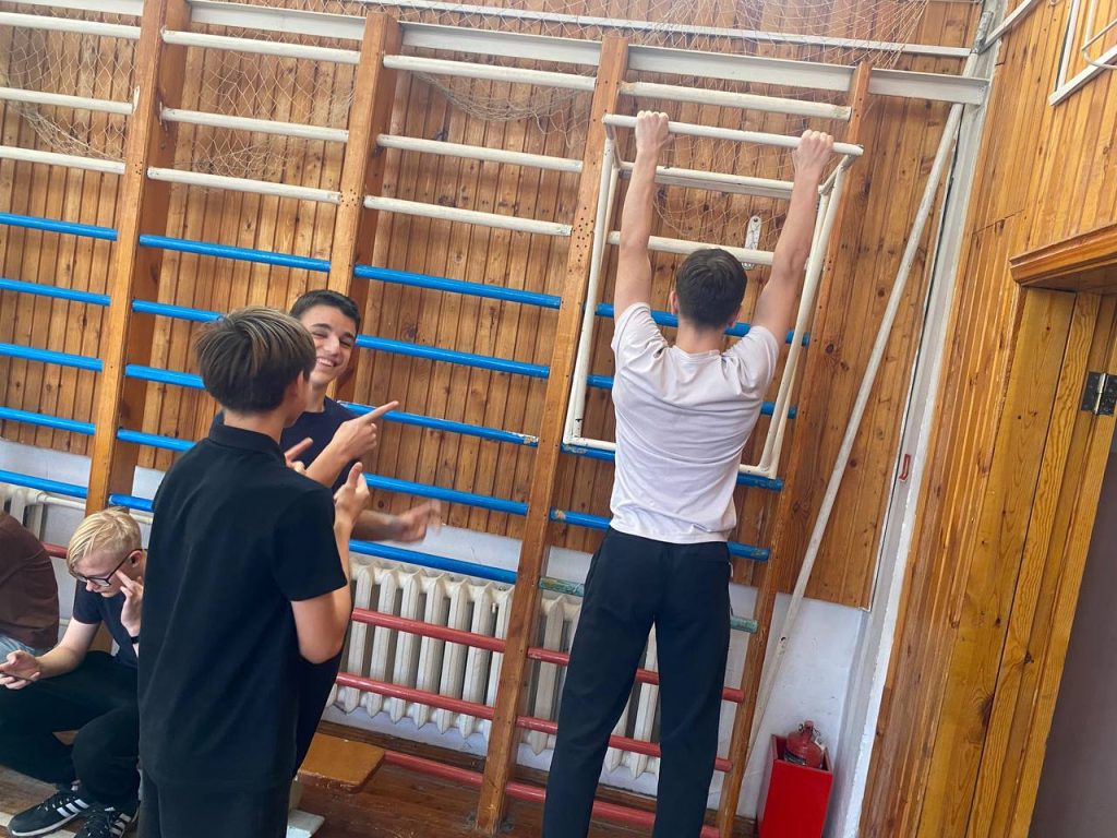 В школе №49 города Кемерово кипит жизнь – не только учебная, но и спортивная!