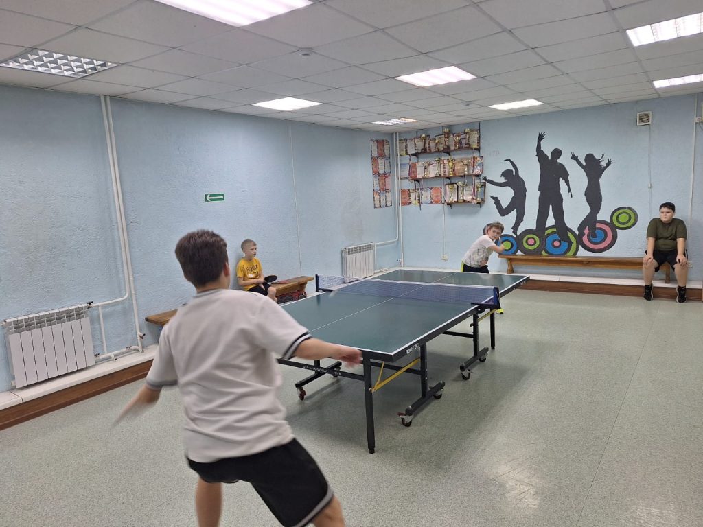 🏓 13 ноября 2025 года в клубе по месту жительства «Слава» состоялся увлекательный турнир по настольному теннису, приуроченный ко Всемирному Дню доброты!