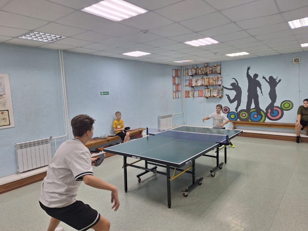 🏓 13 ноября 2025 года в клубе по месту жительства «Слава» состоялся увлекательный турнир по настольному теннису, приуроченный ко Всемирному Дню доброты!