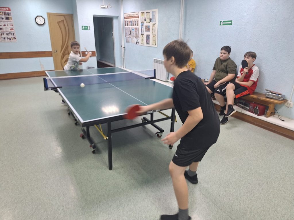 🏓 13 ноября 2025 года в клубе по месту жительства «Слава» состоялся увлекательный турнир по настольному теннису, приуроченный ко Всемирному Дню доброты!