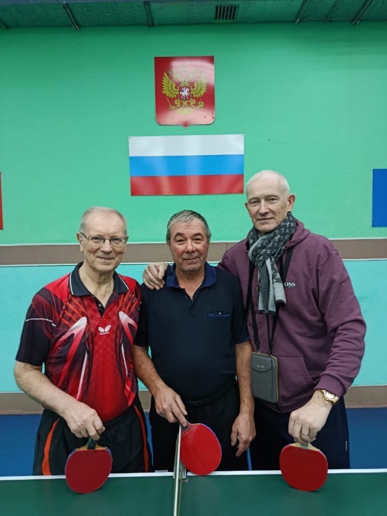14 ноября 2025 года в клубе по месту жительства «Союз» прошли соревнования по настольному теннису среди ветеранов социальной группы КМЖ «Союз» до 70 лет