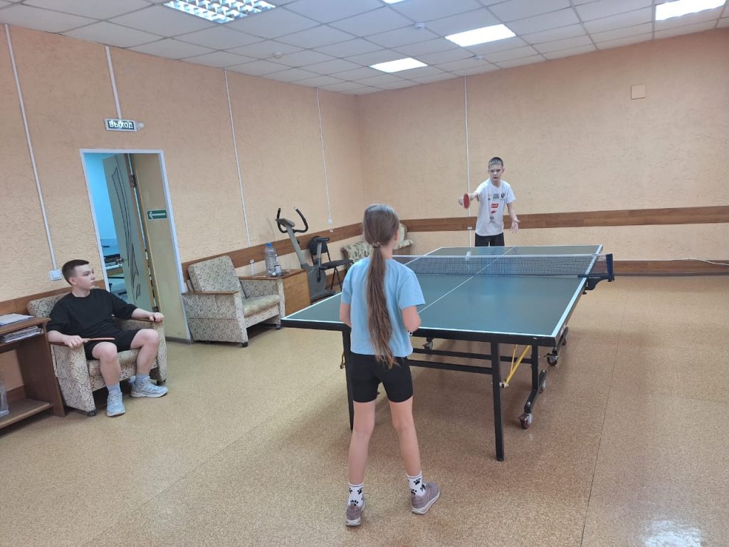 🏓 20 ноября 2025 года состоялся захватывающий внутриклубный турнир, который собрал 10 талантливых спортсменов.