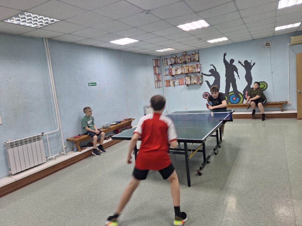 🏓 20 ноября 2025 года состоялся захватывающий внутриклубный турнир, который собрал 10 талантливых спортсменов.