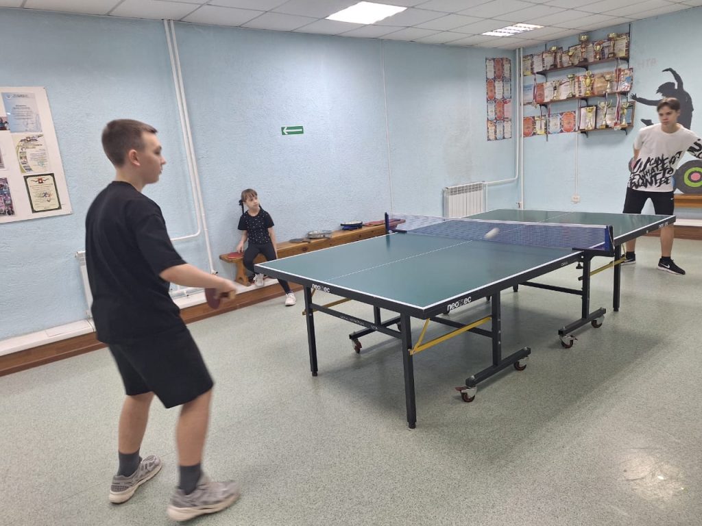 🏓 20 ноября 2025 года состоялся захватывающий внутриклубный турнир, который собрал 10 талантливых спортсменов.