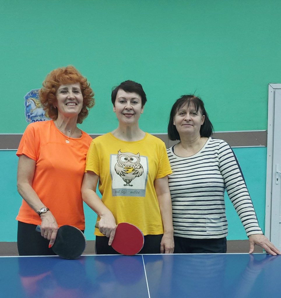 ✨19 декабря 2025 года в клубе по месту жительства «Союз» состоялся турнир по настольному теннису. Мероприятие собрало 8 опытных спортсменов —женщин разных возрастов и мужчин старше 70 лет