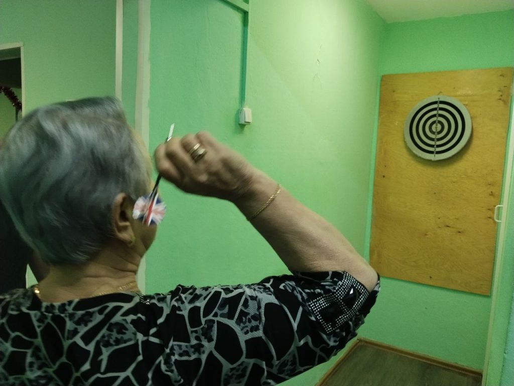 🎉 30 декабря 2025 года в клубе по месту жительства «Чибис» прошёл внутриклубный предновогодний турнир по дартсу среди ветеранов 🎉