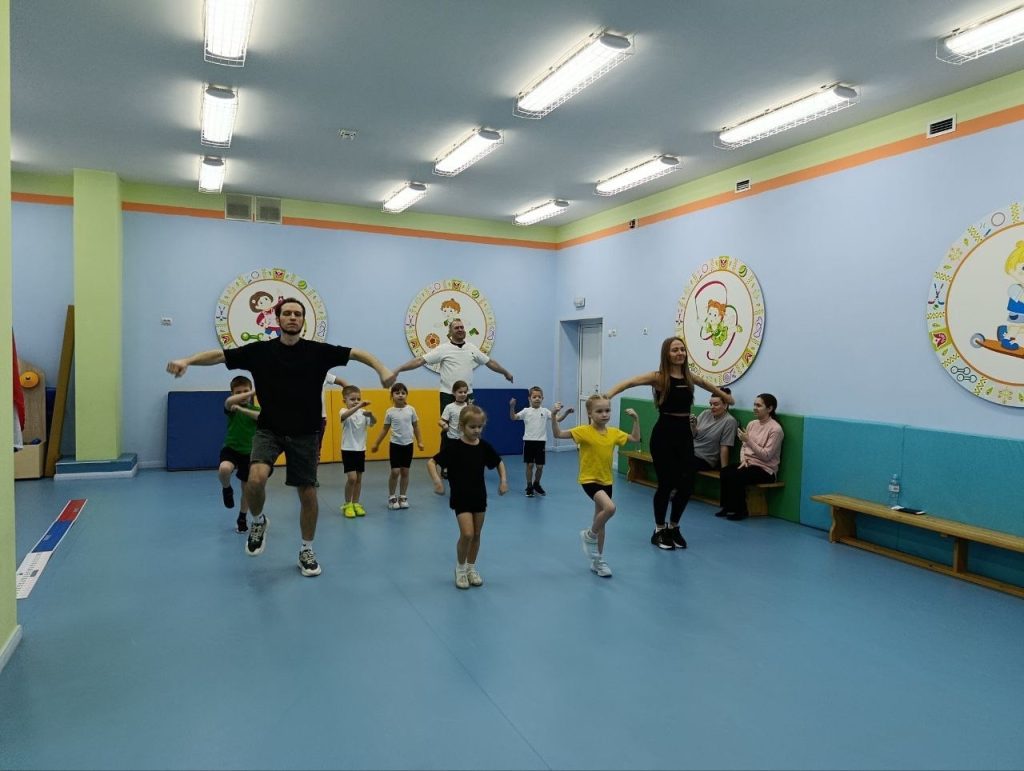 18 февраля 2026 года в Заводском районе города Кемерово успешно завершился муниципальный этап фестиваля «Малыши Кузбасса шагают в ГТО»