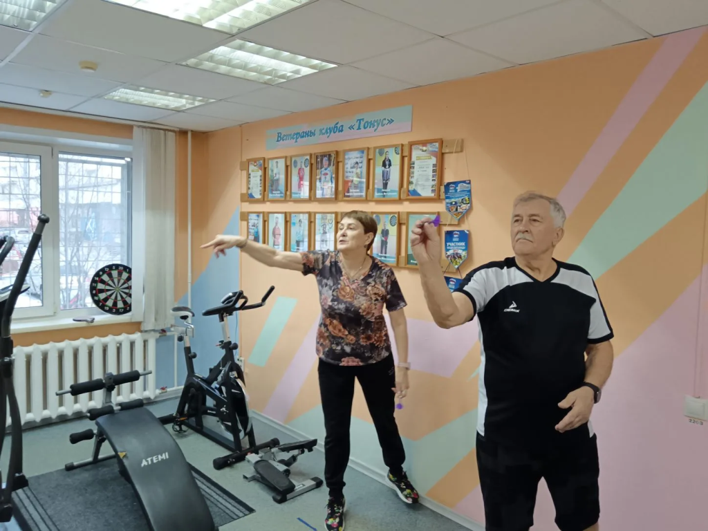 Клубы по месту жительства 🎯 19 февраля 2026 года в клубе по месту жительства «Тонус» состоялся турнир по дартсу в дисциплине «Набор очков», приуроченный ко Дню защитника Отечества 🎯