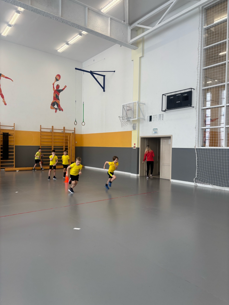 12 февраля 2026 года специалисты Центра тестирования ГТО МАУ «Клубы по месту жительства» провели важное мероприятие для учеников школы №45 города Кемерово 