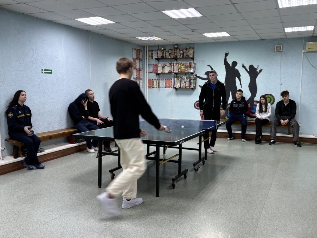 5 марта 2026 года в клубе по месту жительства «Слава» прошел мастер-класс по настольному теннису, организованный для несовершеннолетних осужденных, состоящих на учете в филиалах г. Кемерово ФКУ «Уголовно-исполнительная инспекция ГУФСИН России по Кемеровской области - Кузбассу». 🎉
